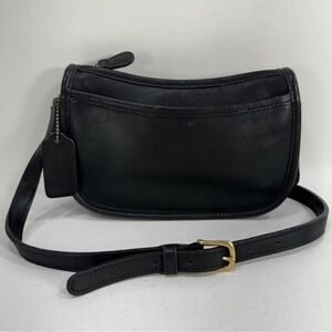 Vintage Coach Wendie 9031 Black Leather Crossbody Bag